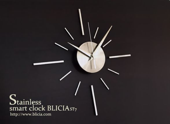 掛け時計ブランドBLICIA ST7茶色い壁画像